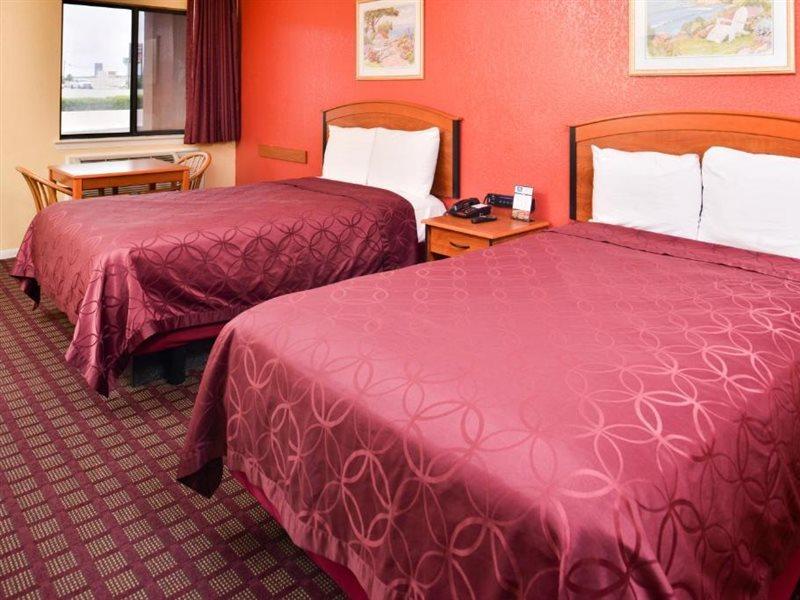 Americas Best Value Inn Буда Екстер'єр фото