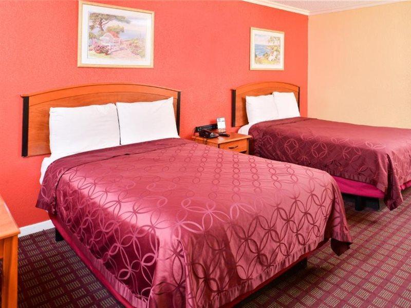 Americas Best Value Inn Буда Екстер'єр фото