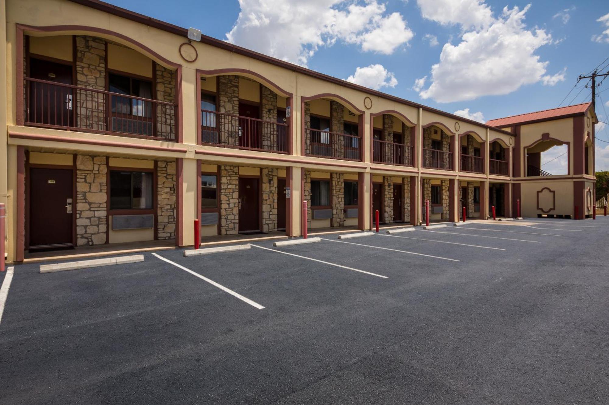 Americas Best Value Inn Буда Екстер'єр фото