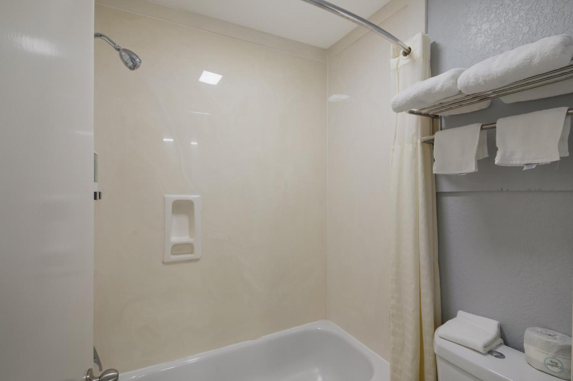 Americas Best Value Inn Буда Екстер'єр фото
